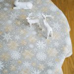Christmas Motive Snowflakes Round Tablecloth