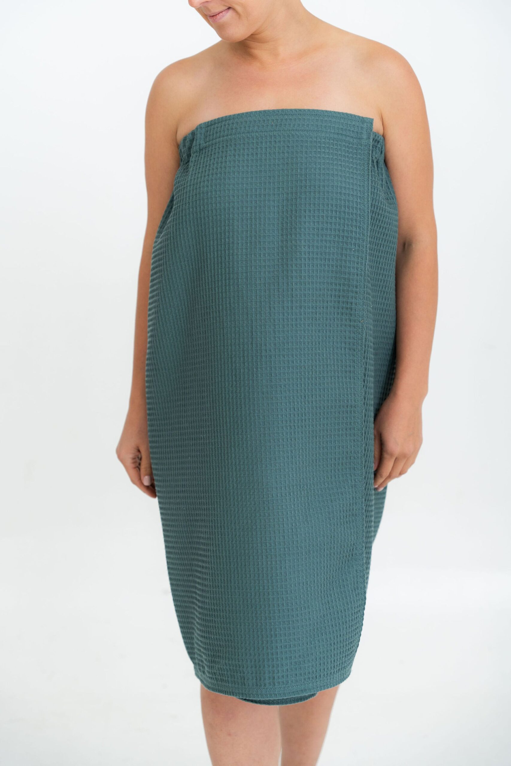 NUSS2023_F_SandijaVeiksa-280-scaled Women's Spa Wrap Towel with Velcro and Elastic - Image 1