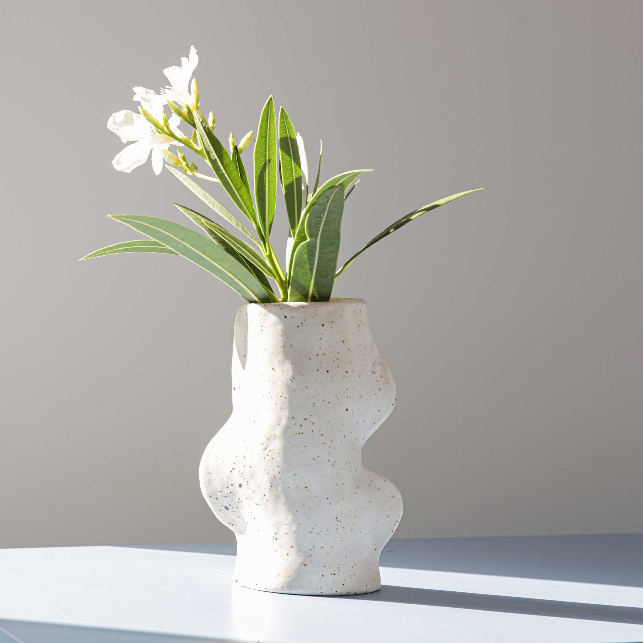 fluxo-ceramic-vase-medium-white-c6160387 Fluxo Ceramic Vase Medium - White - Image 1