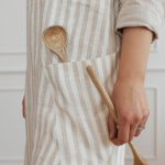 Linen Crossed Back Apron - Image 15