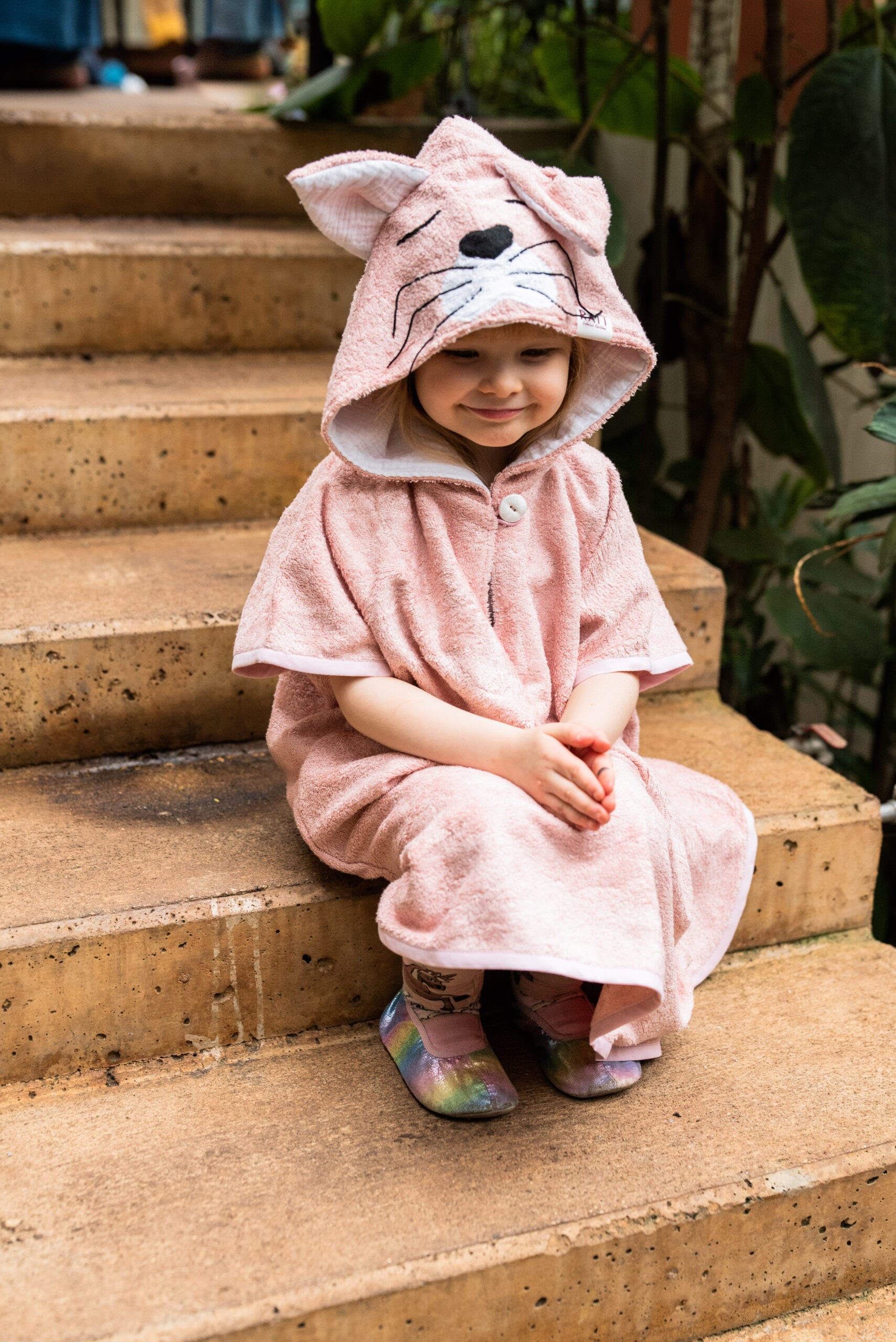 short-sleeve-poncho-cat-for-toddlers-size-8286-116-71220c5a Short-Sleeve Poncho CAT- For TODDLERS (Size 82/86-116) - Image 1